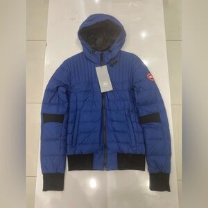 Canada Goose Cabri Down Hoody Jacket Size Small 2208M Blue Northern Night NWT